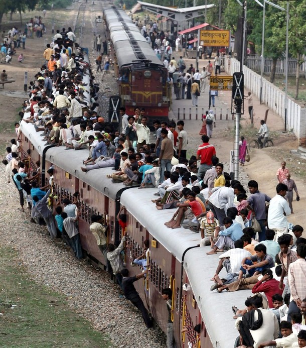B - Crowded Train